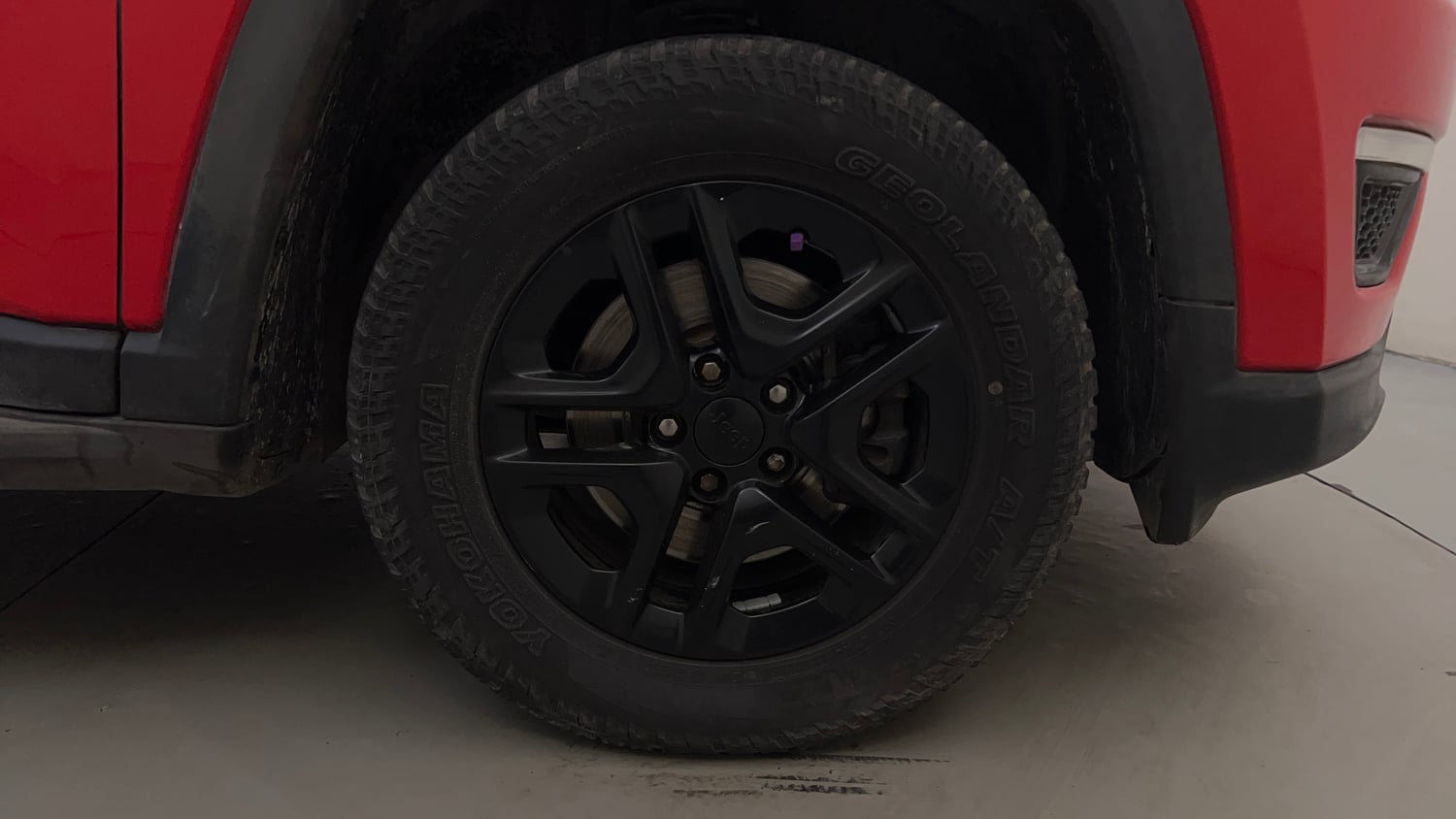 Used 2018 Jeep Compass Sport 2.0 Diesel Diesel Manual tyres RIGHT FRONT TYRE RIM VIEW