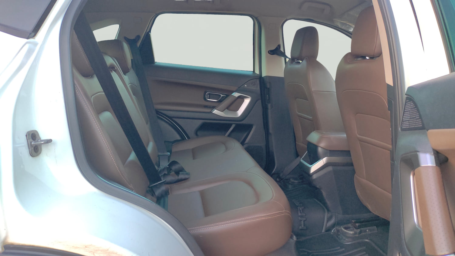 Used 2019 Tata Harrier XZ Diesel Manual interior RIGHT SIDE REAR DOOR CABIN VIEW
