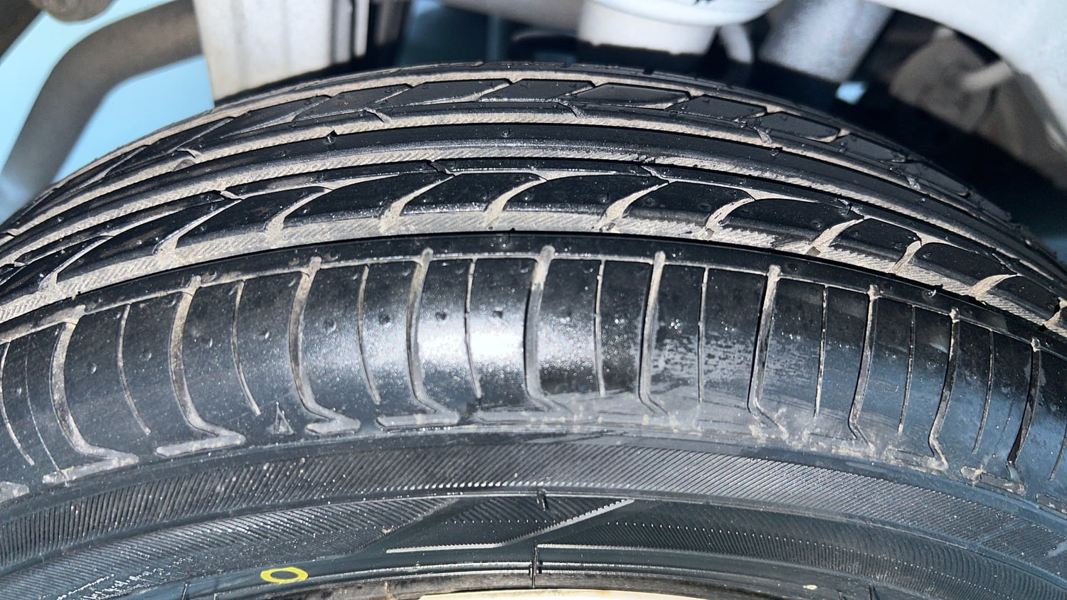 Used 2013 Maruti Suzuki Alto 800 Vxi Petrol Manual tyres RIGHT REAR TYRE TREAD VIEW
