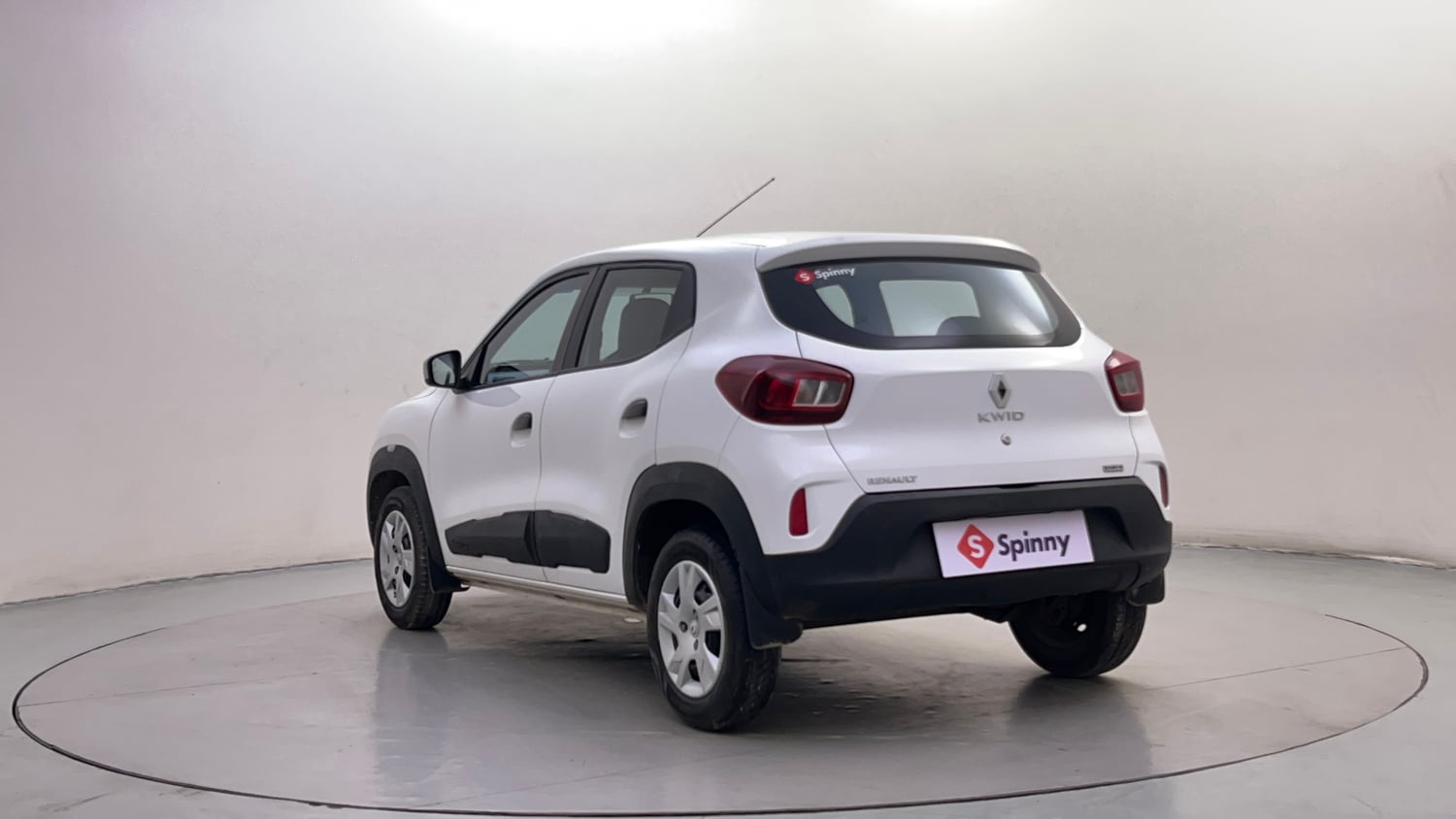 Used 2022 Renault Kwid RXT 1.0 AMT Petrol Automatic exterior LEFT REAR CORNER VIEW