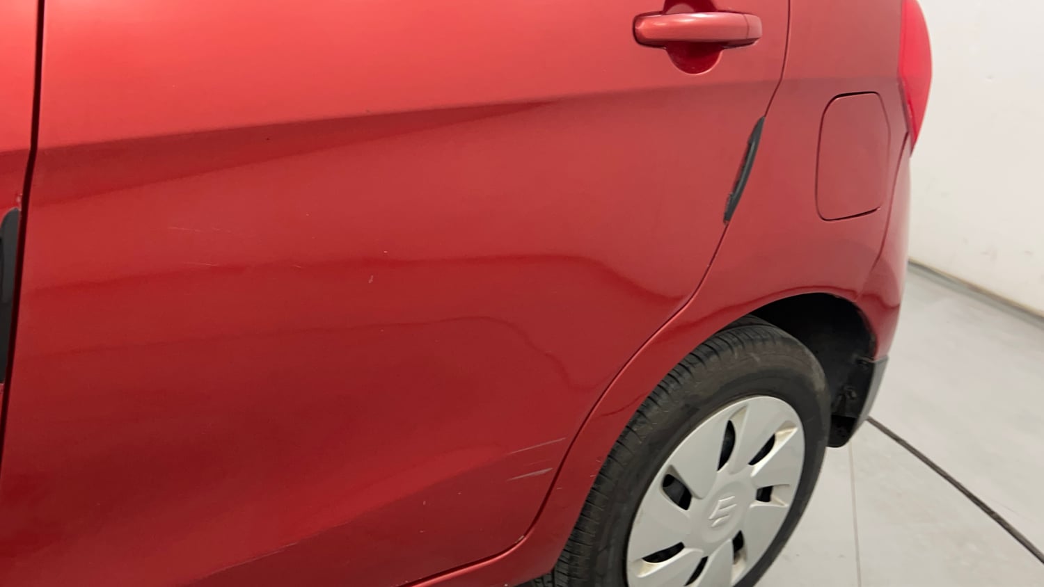 Used 2016 Maruti Suzuki Celerio ZXi AMT Petrol Automatic dents MINOR SCRATCH