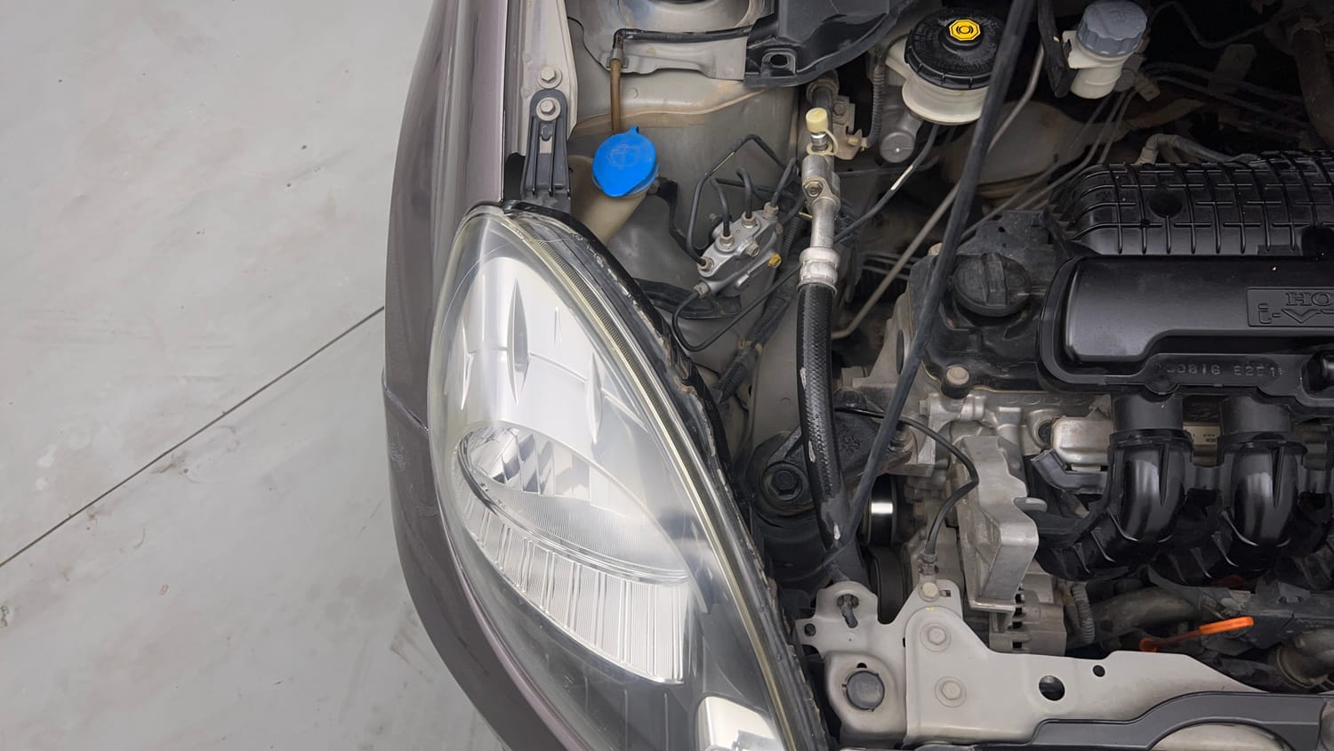 Used 2013 Honda Brio S MT Petrol Manual engine ENGINE RIGHT SIDE VIEW