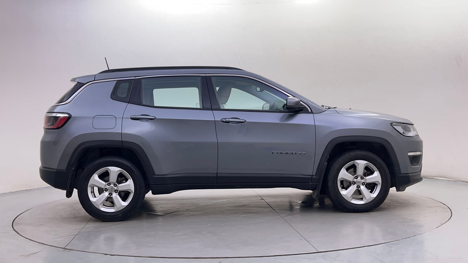 Used 2019 Jeep Compass Longitude (O) 1.4 Petrol AT Petrol Automatic exterior RIGHT SIDE VIEW