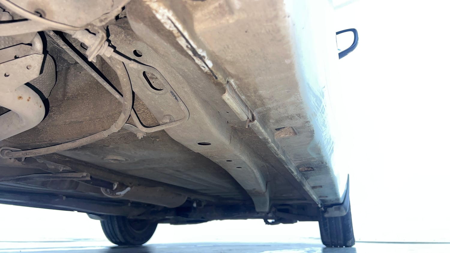 Used 2016 Maruti Suzuki Baleno Delta 1.2 Petrol Manual extra REAR RIGHT UNDERBODY VIEW