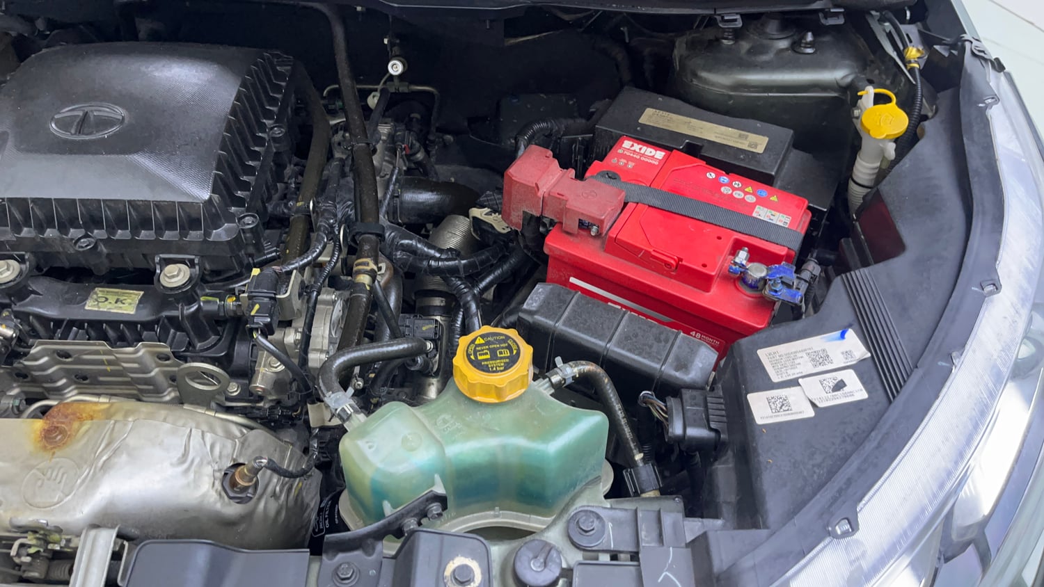Used 2022 Tata Nexon XMA Petrol Automatic engine ENGINE LEFT SIDE VIEW