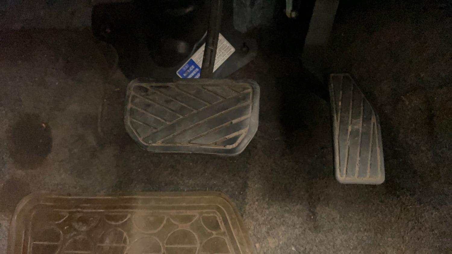 Used 2016 Maruti Suzuki Celerio ZXi AMT Petrol Automatic interior PEDALS VIEW