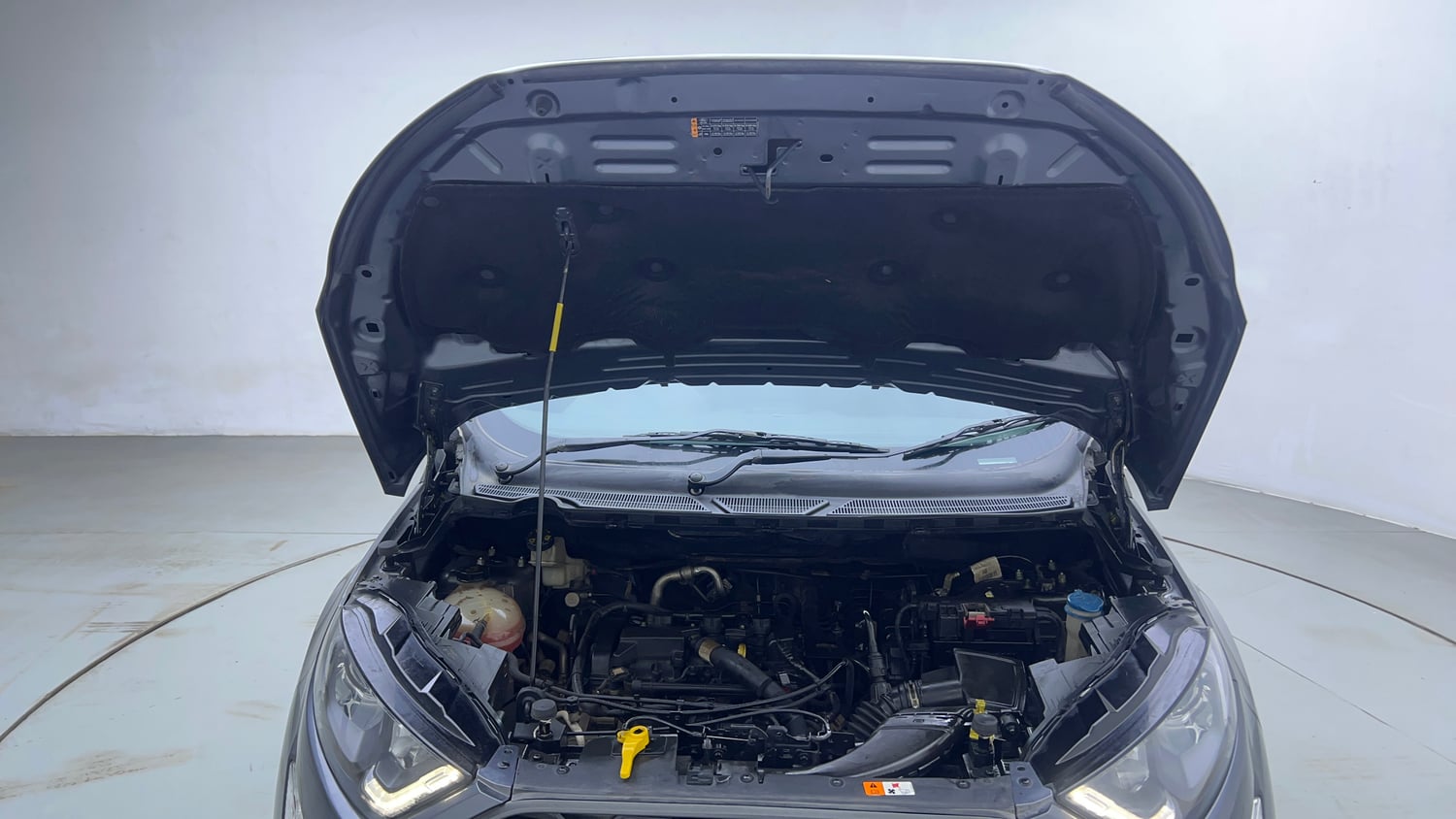 Used 2020 Ford EcoSport S MT 1.5 Ti-VCT Petrol Manual engine ENGINE & BONNET OPEN FRONT VIEW