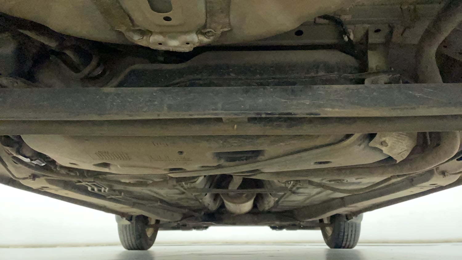 Used 2021 Maruti Suzuki Swift ZXi Petrol Manual extra REAR UNDERBODY VIEW (TAKEN FROM REAR)