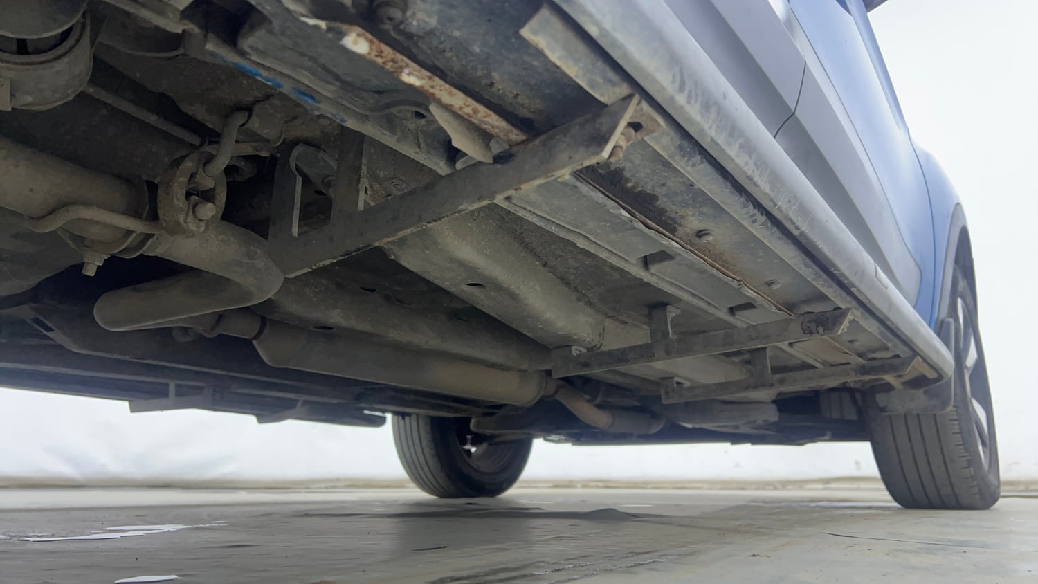 Used 2018 Tata Nexon XZA Plus Diesel Diesel Automatic extra REAR RIGHT UNDERBODY VIEW