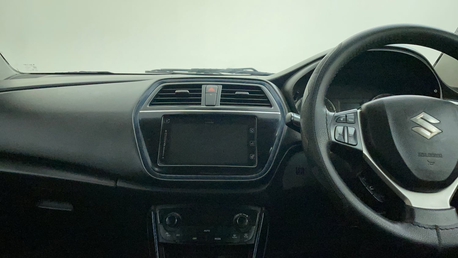 Used 2018 Maruti Suzuki S-Cross Zeta 1.3 Diesel Manual interior MUSIC SYSTEM & AC CONTROL VIEW