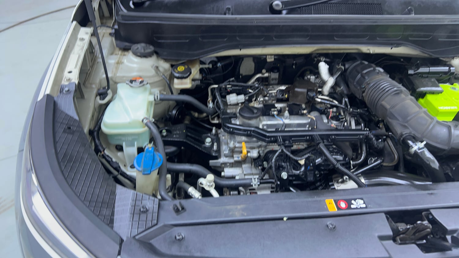 Used 2021 Hyundai Venue SX Plus 1.0 Turbo DCT Petrol Automatic engine ENGINE RIGHT SIDE VIEW