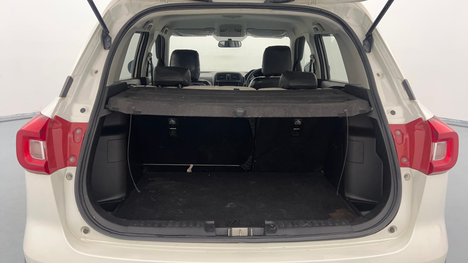 Used 2022 Toyota Urban Cruiser High Grade MT Petrol Manual interior DICKY INSIDE VIEW