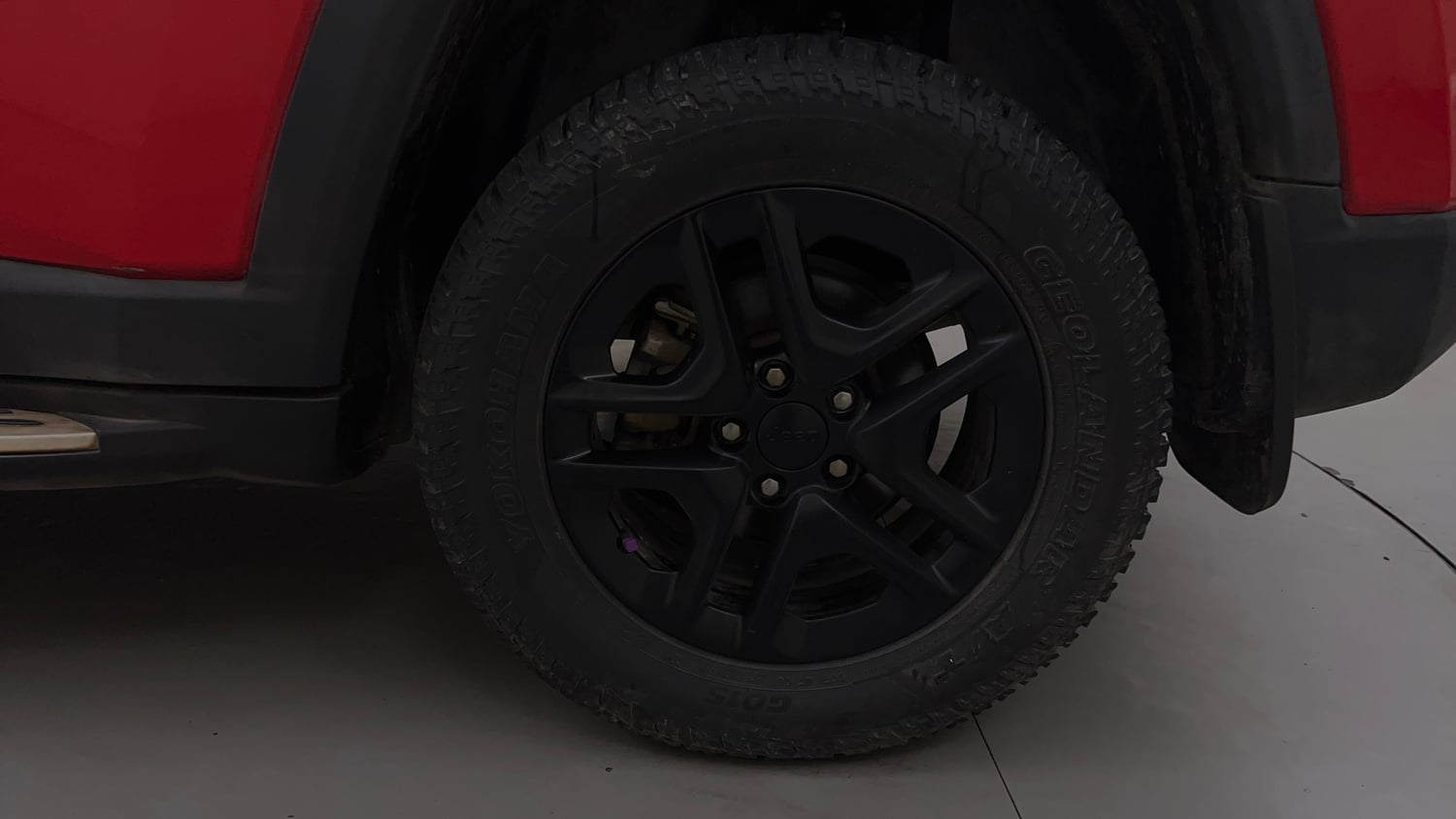 Used 2018 Jeep Compass Sport 2.0 Diesel Diesel Manual tyres LEFT REAR TYRE RIM VIEW