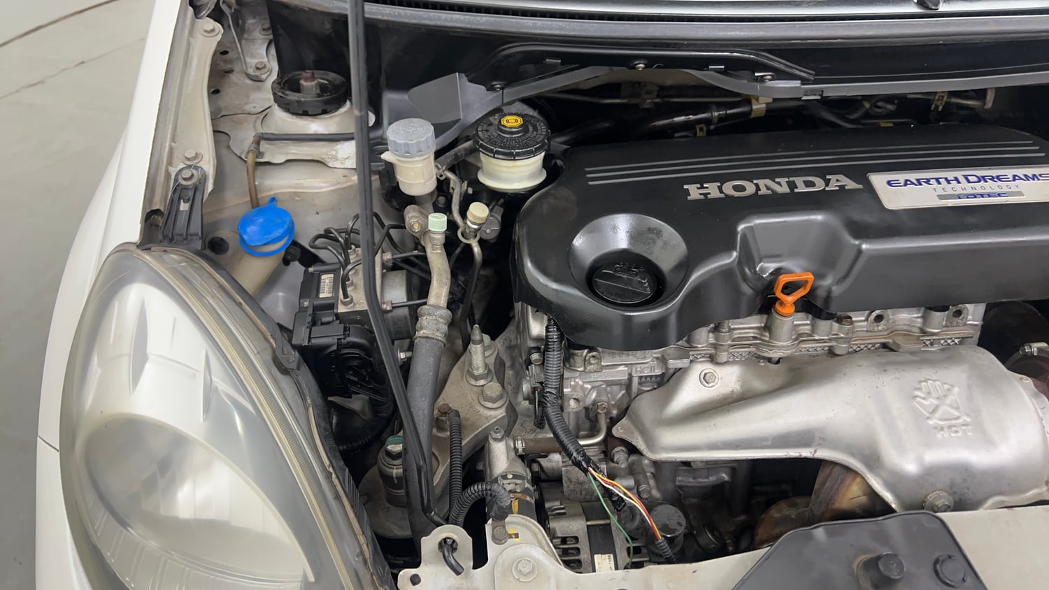 Used 2013 Honda Amaze 1.5 S i-DTEC Diesel Manual engine ENGINE RIGHT SIDE VIEW