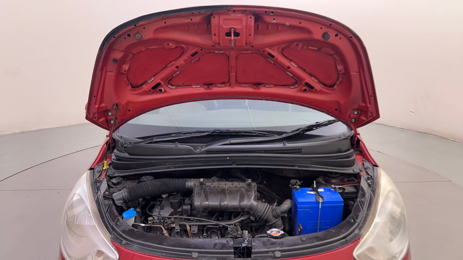 Used 2013 Hyundai i10 Sportz 1.2 AT Kappa2 Petrol Automatic engine ENGINE & BONNET OPEN FRONT VIEW