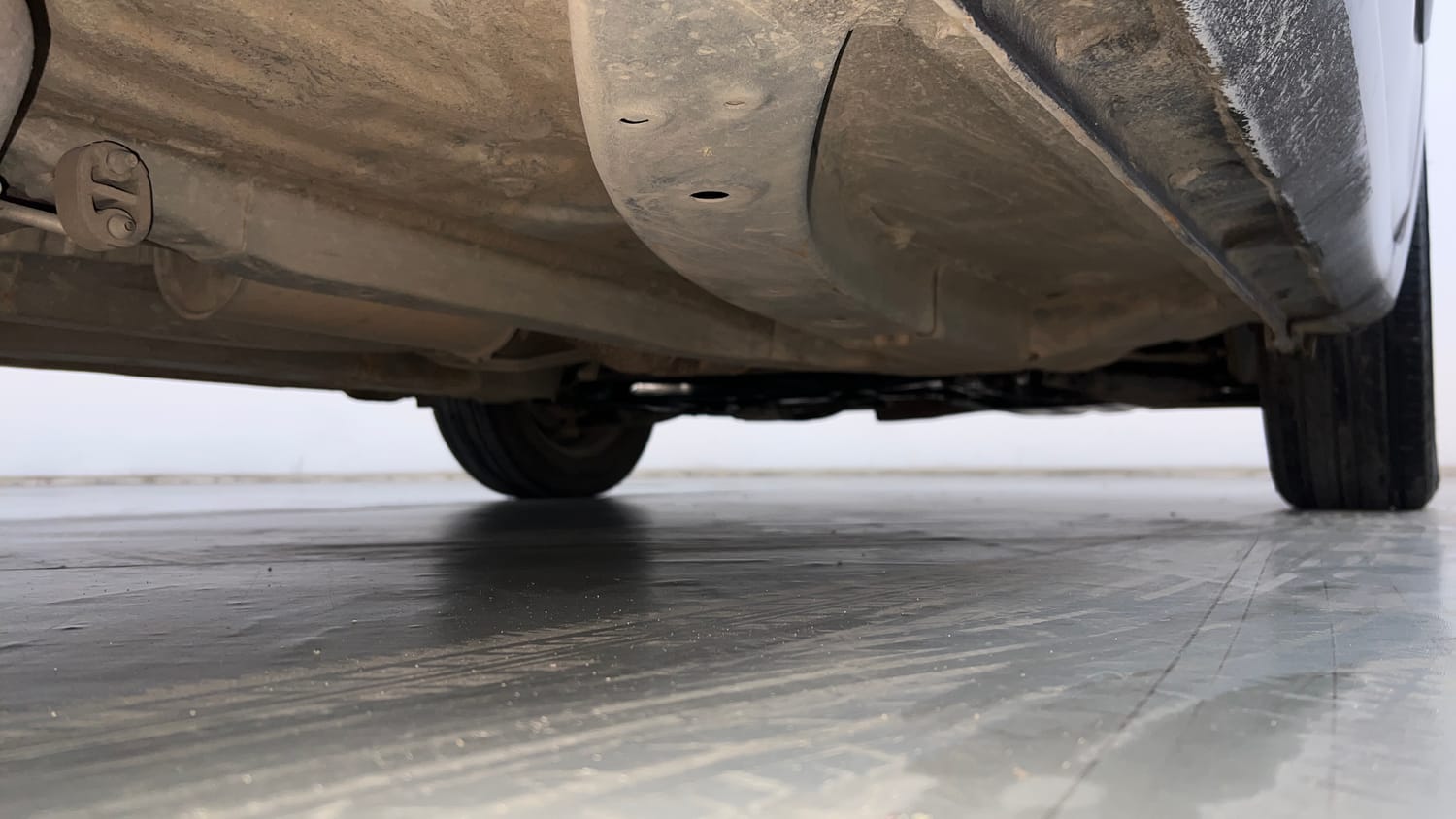 Used 2013 Honda Brio S MT Petrol Manual extra REAR RIGHT UNDERBODY VIEW