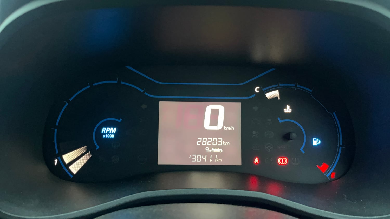 Used 2021 Renault Kwid RXT 1.0 Opt Petrol Manual interior CLUSTERMETER VIEW