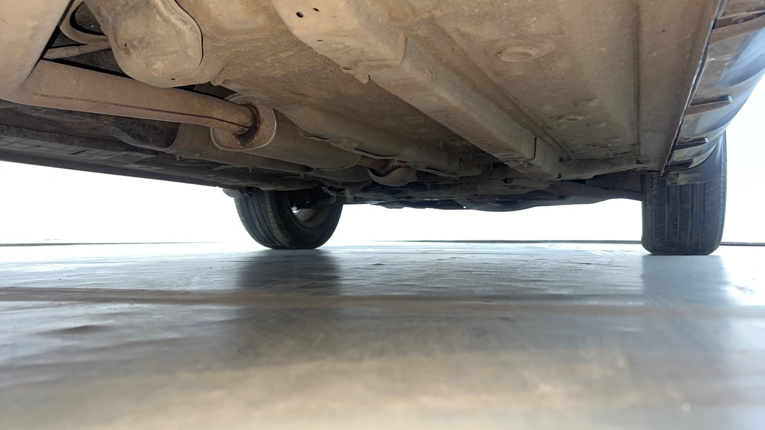 Used 2021 Hyundai Venue SX Plus 1.0 Turbo DCT Petrol Automatic extra REAR RIGHT UNDERBODY VIEW