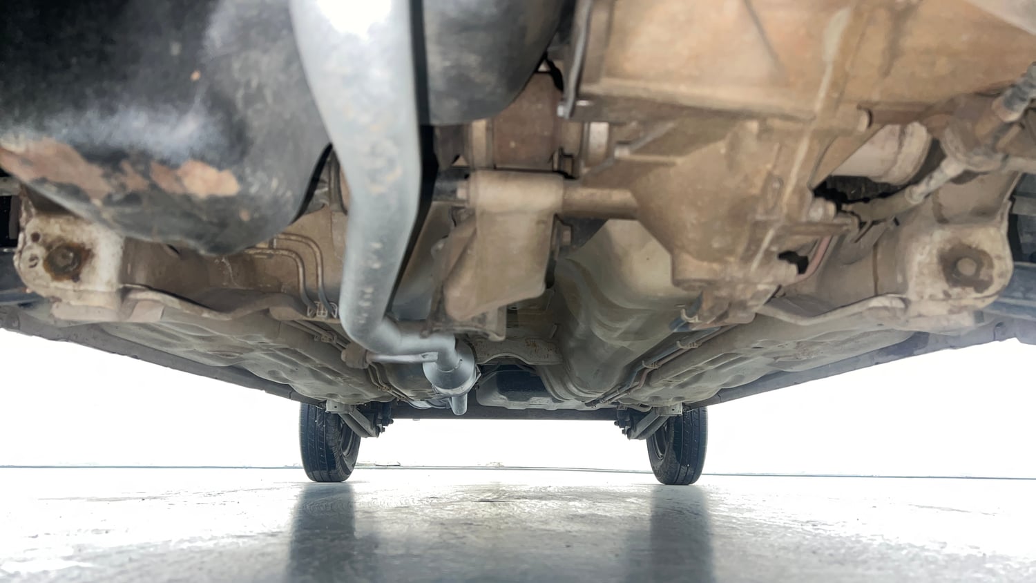 Used 2018 Maruti Suzuki Alto 800 VXi Petrol Manual extra FRONT LEFT UNDERBODY VIEW