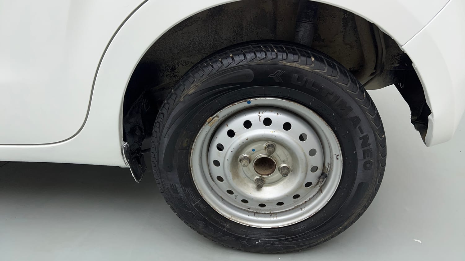 Used 2021 Maruti Suzuki Wagon R LXi (O) 1.0 CNG Cng Manual tyres LEFT REAR TYRE RIM VIEW