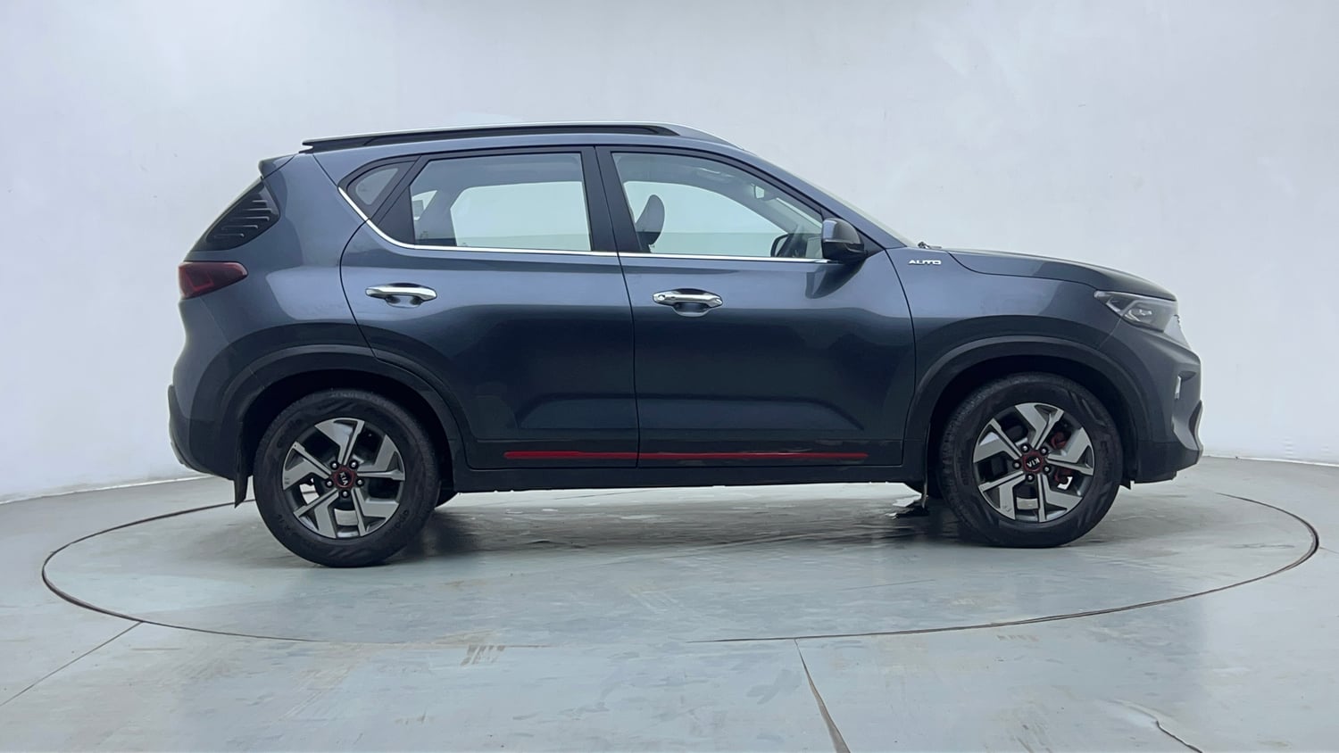 Used 2020 Kia Sonet GTX Plus 1.5 AT Diesel Automatic exterior RIGHT SIDE VIEW
