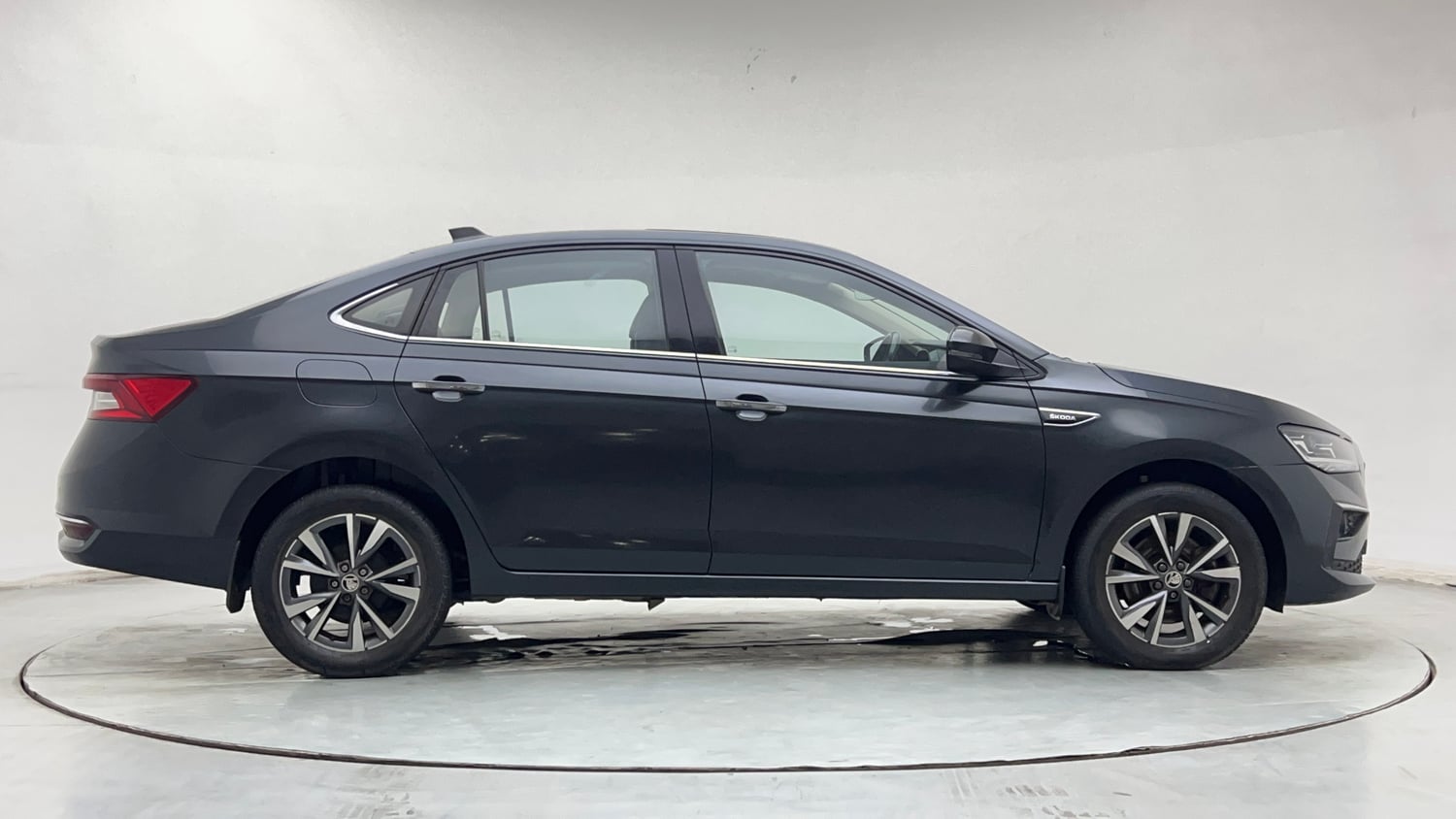 Used 2022 Skoda Slavia Style 1.5L TSI DSG Petrol Automatic exterior RIGHT SIDE VIEW