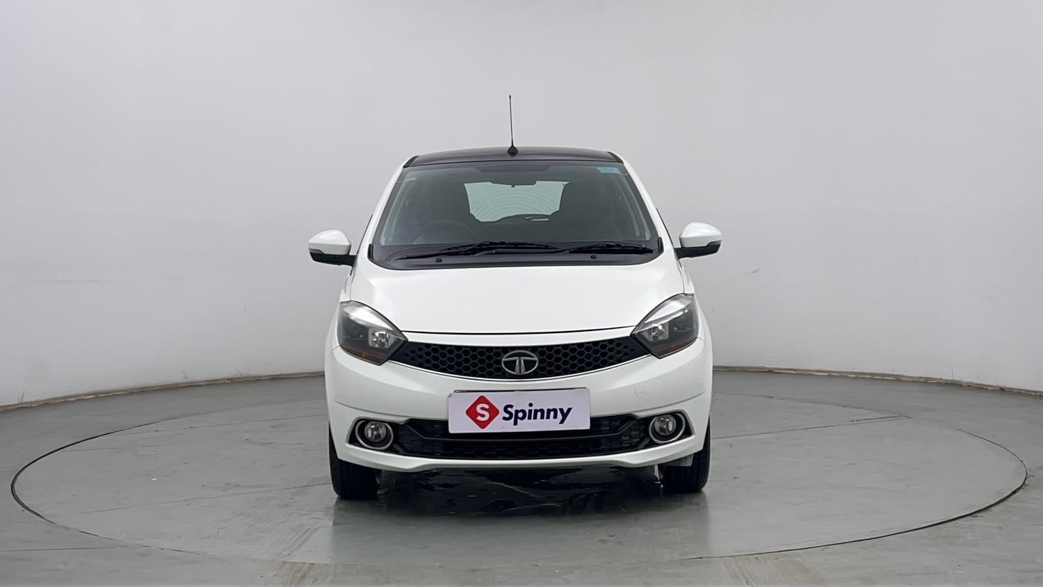 Used 2019 Tata Tiago Revotron XZ Plus Petrol Manual exterior FRONT VIEW
