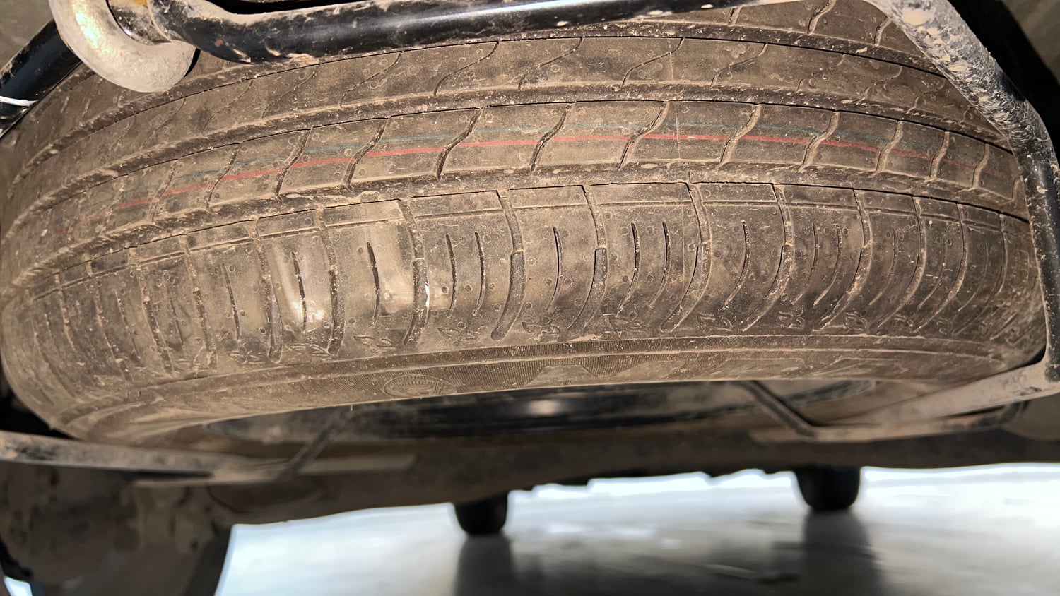 Used 2024 Maruti Suzuki XL6 Zeta MT CNG Cng Manual tyres SPARE TYRE VIEW