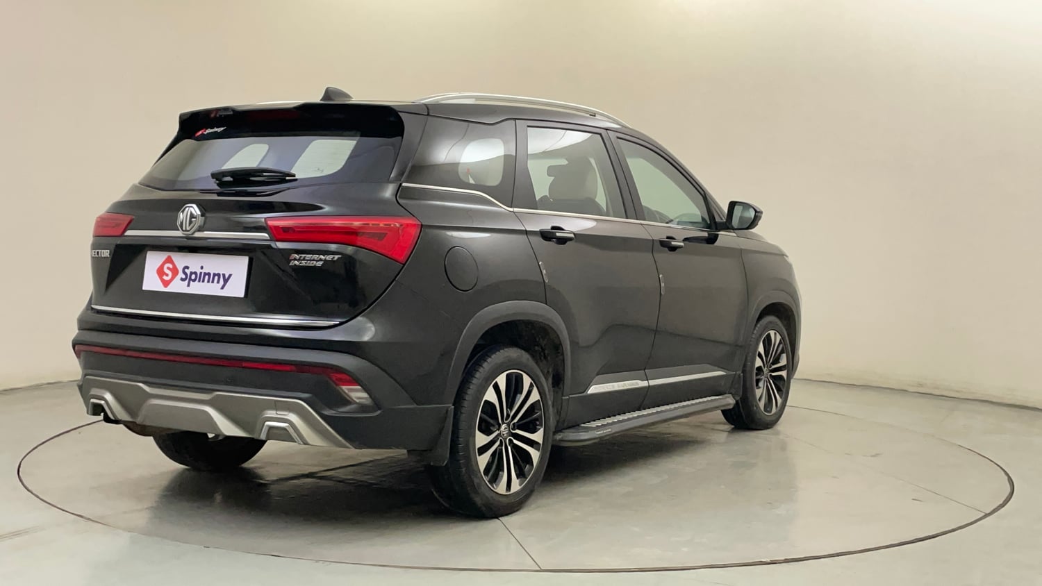 Used 2021 MG Motors Hector Sharp 1.5 Petrol CVT Petrol Automatic exterior RIGHT REAR CORNER VIEW