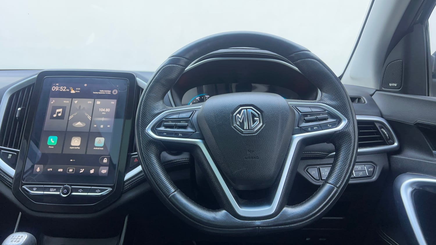 Used 2020 MG Motors Hector Sharp 2.0 Diesel Diesel Manual interior STEERING VIEW