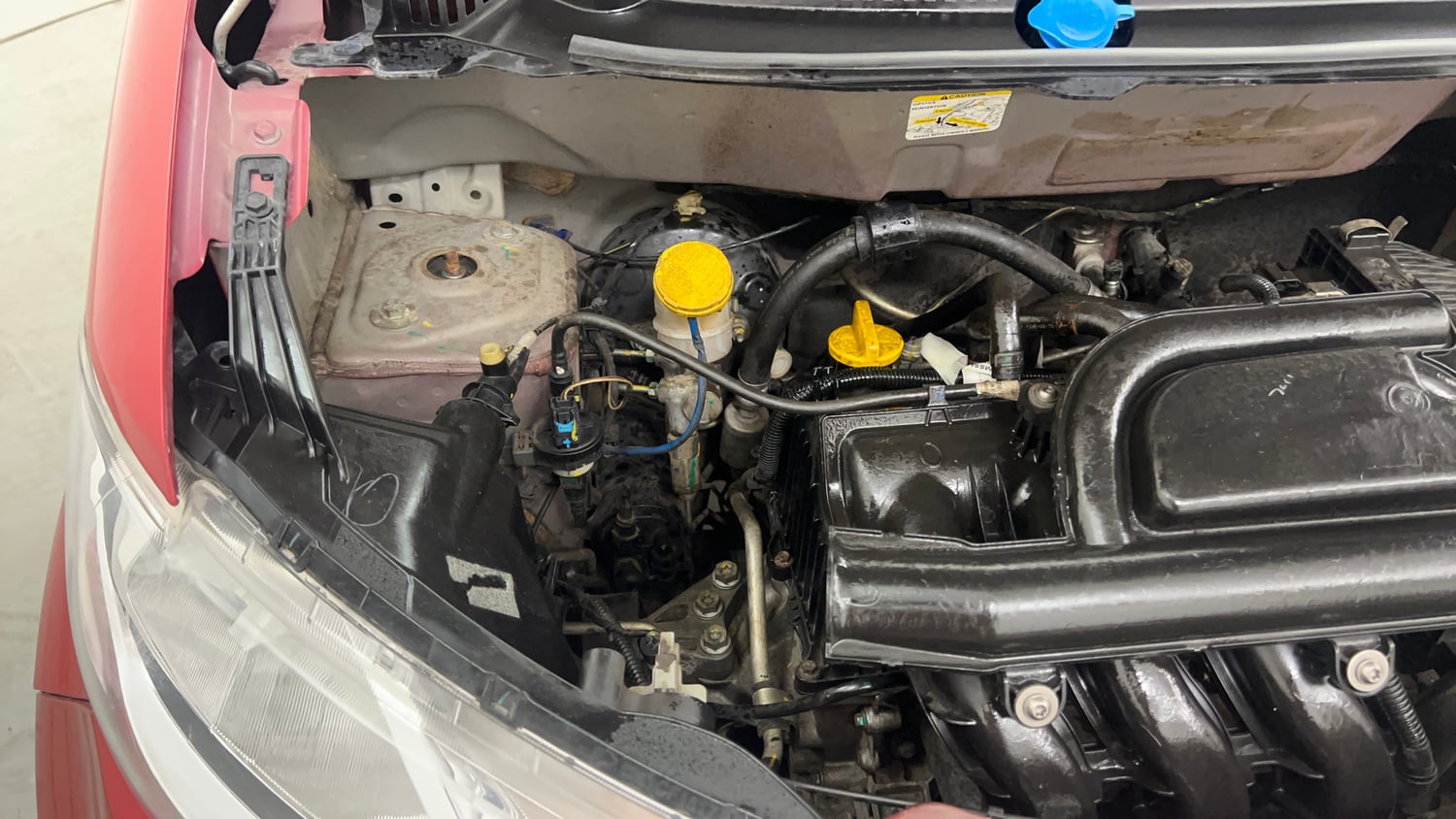 Used 2018 Datsun Redi-GO T(O) 1.0 Petrol Manual engine ENGINE RIGHT SIDE VIEW