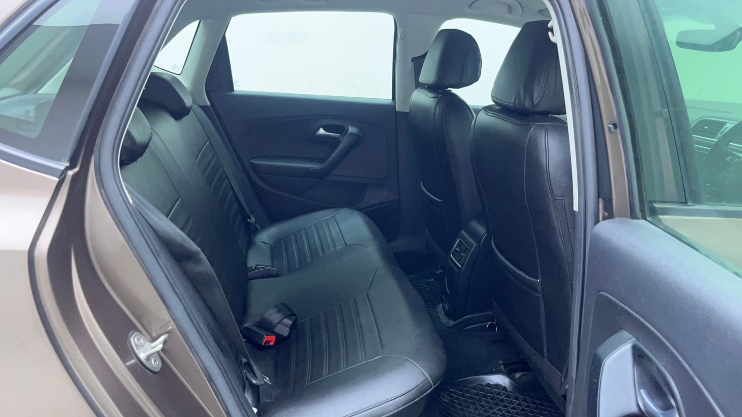 Used 2021 Volkswagen Polo Highline Plus 1.0L TSI Petrol Manual interior RIGHT SIDE REAR DOOR CABIN VIEW