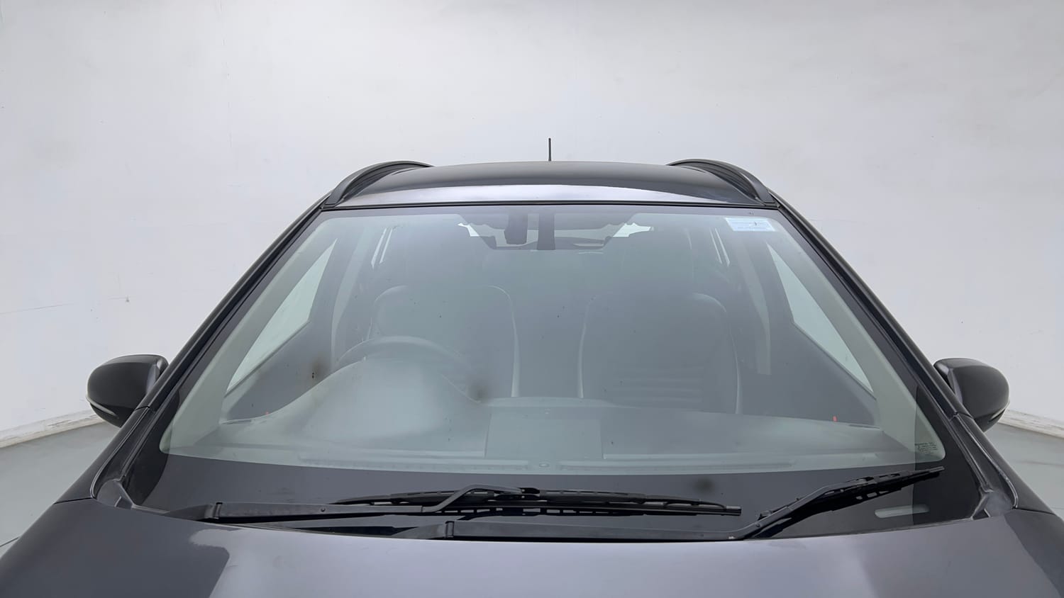 Used 2020 Maruti Suzuki S-Cross Zeta Petrol Manual exterior FRONT WINDSHIELD VIEW