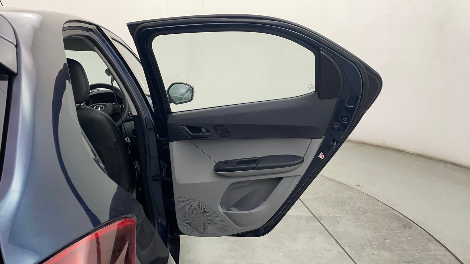 Used 2021 Tata Tiago XT Petrol Manual interior RIGHT REAR DOOR OPEN VIEW