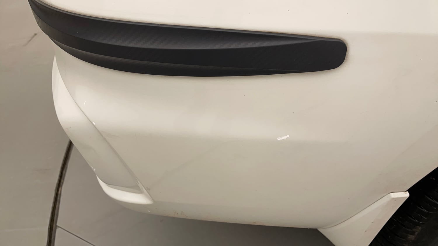 Used 2022 Maruti Suzuki Ertiga ZXi AT Petrol Automatic dents MINOR SCRATCH