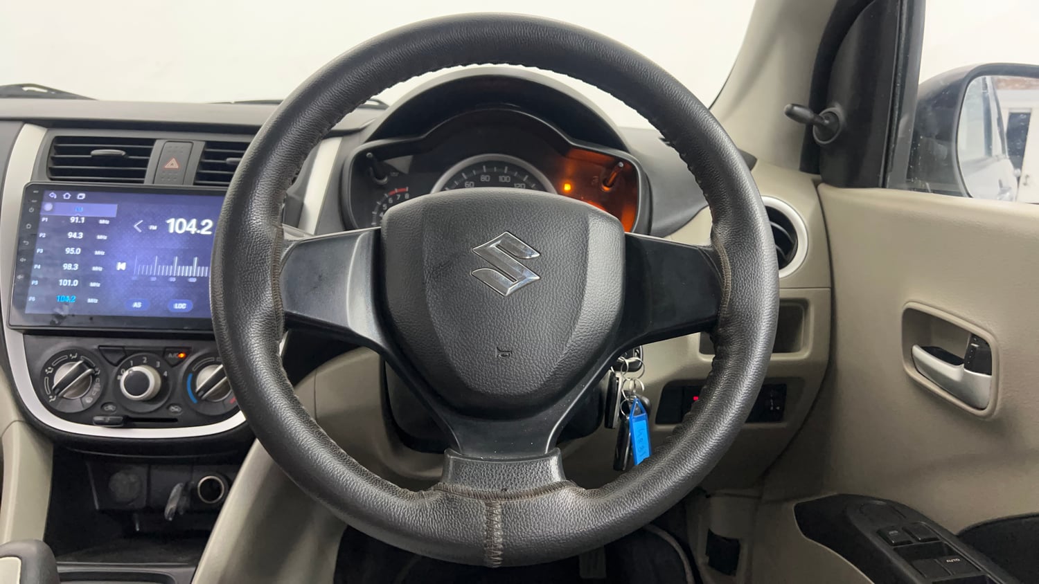 Used 2015 Maruti Suzuki Celerio VXi AMT Petrol Automatic interior STEERING VIEW