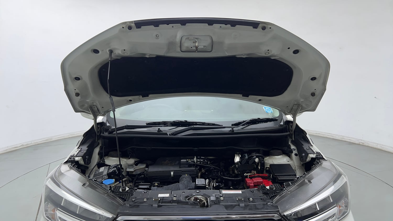 Used 2024 Maruti Suzuki XL6 Zeta MT CNG Cng Manual engine ENGINE & BONNET OPEN FRONT VIEW