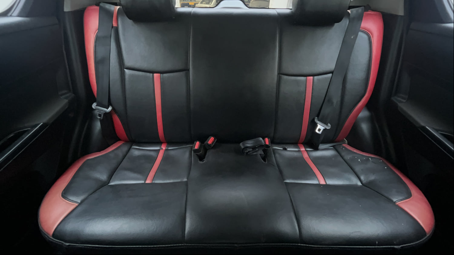 Used 2011 Maruti Suzuki Swift VXi Petrol Manual interior REAR SEAT CONDITION VIEW