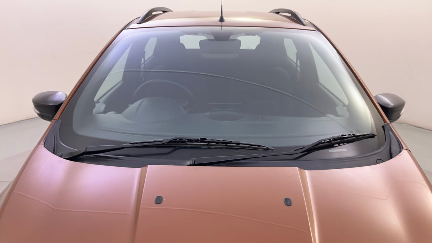 Used 2018 Ford Freestyle Trend 1.2 Ti-VCT Petrol Manual exterior FRONT WINDSHIELD VIEW