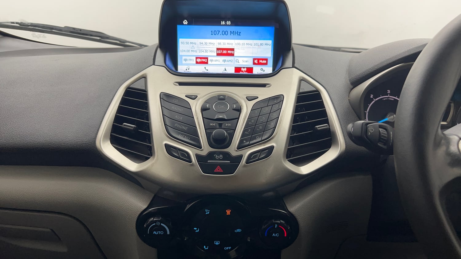 Used 2017 Ford EcoSport Titanium 1.5L TDCi Diesel Manual top_features Integrated (in-dash) music system