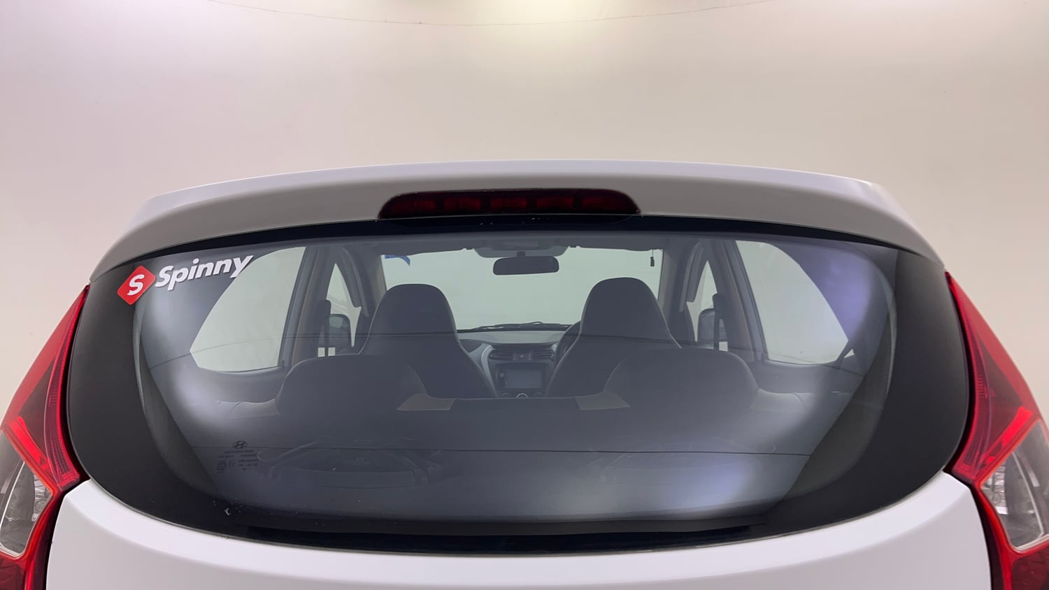 Used 2017 Hyundai Eon Era + Petrol Manual exterior BACK WINDSHIELD VIEW