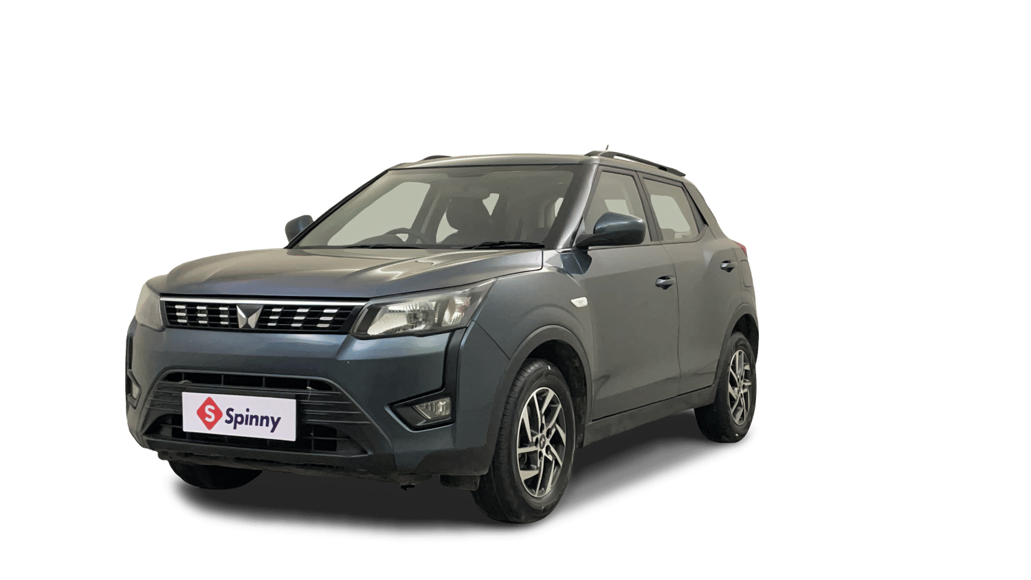 Used 2024 Mahindra XUV 300 W6 1.5 Diesel AMT Diesel Automatic Image