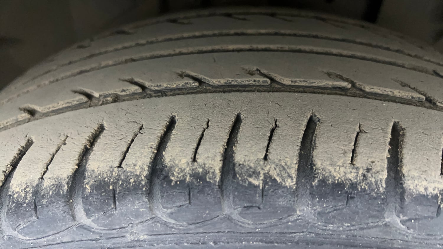 Used 2020 Ford EcoSport Thunder Edition Diesel Diesel Manual tyres RIGHT FRONT TYRE TREAD VIEW