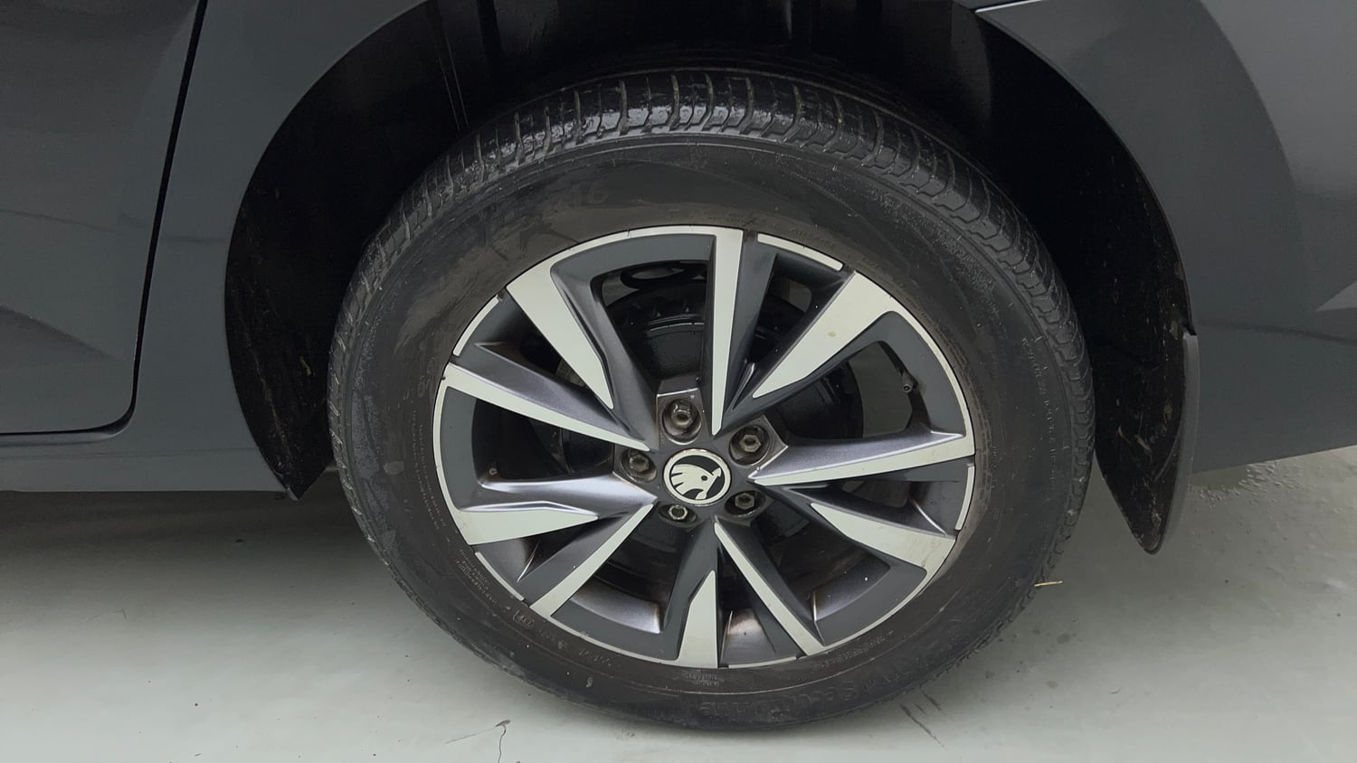Used 2022 Skoda Slavia Style 1.5L TSI DSG Petrol Automatic tyres LEFT REAR TYRE RIM VIEW