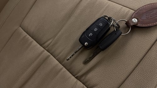Used 2015 Ford Figo Aspire Titanium 1.2 Ti-VCT Petrol Manual extra CAR KEY VIEW