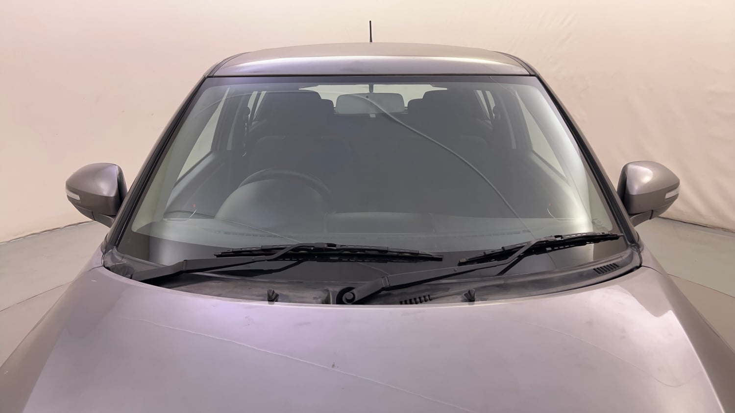 Used 2014 Maruti Suzuki Swift VXi Petrol Manual exterior FRONT WINDSHIELD VIEW