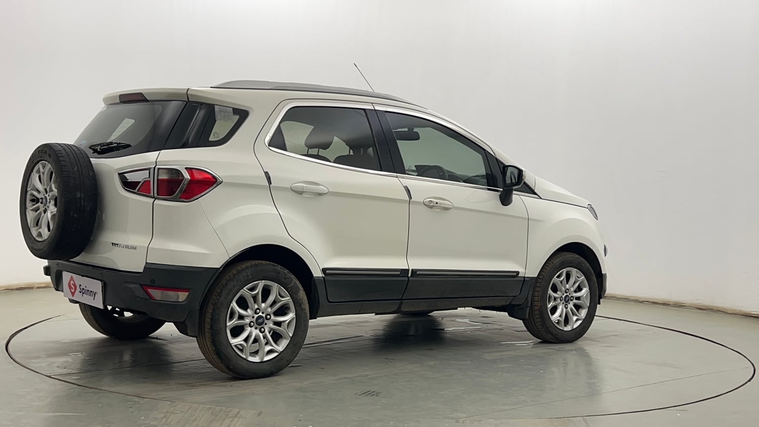 Used 2017 Ford EcoSport Titanium 1.5L TDCi Diesel Manual exterior RIGHT REAR CORNER VIEW