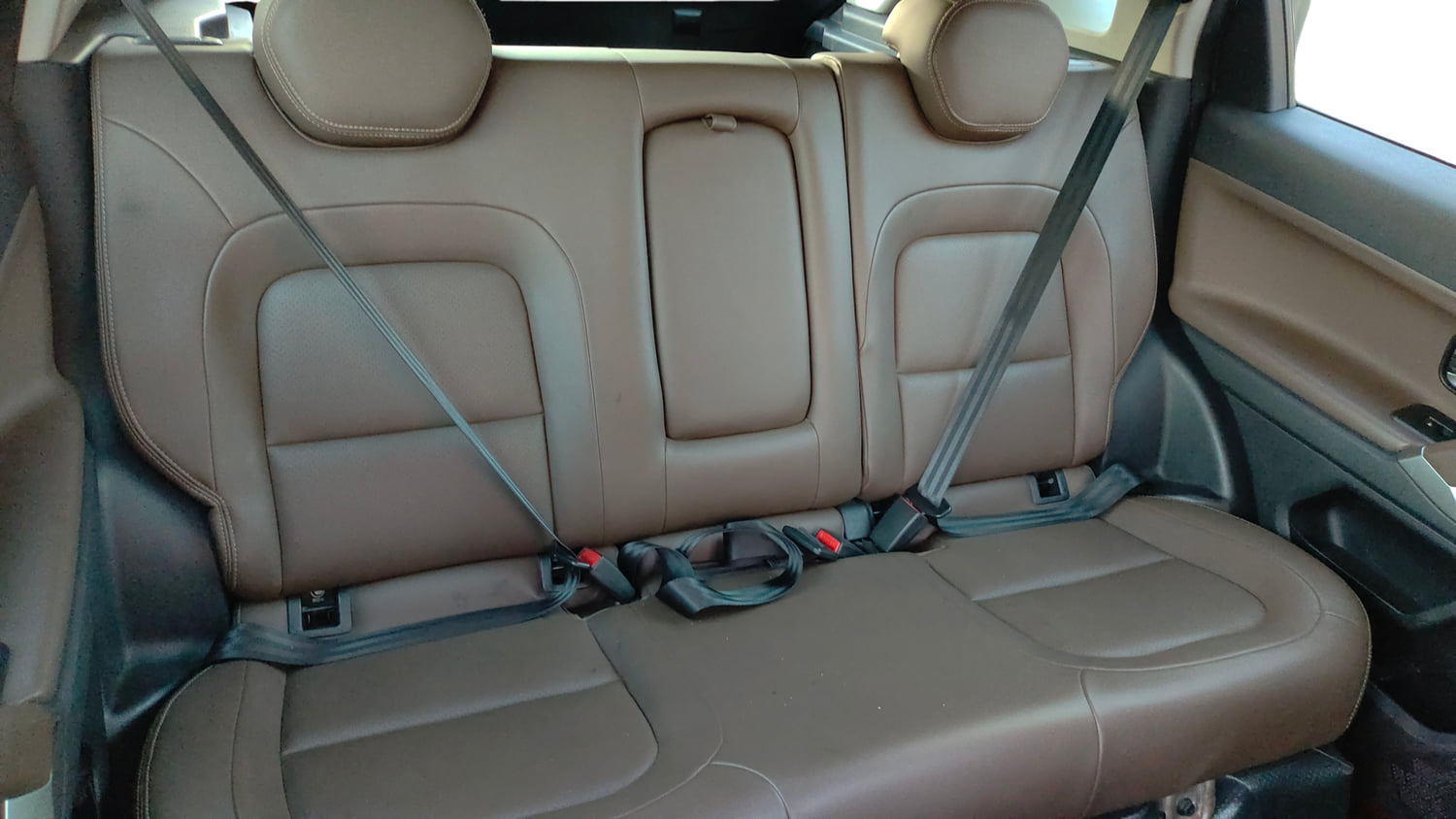 Used 2019 Tata Harrier XZ Diesel Manual interior REAR SEAT CONDITION VIEW
