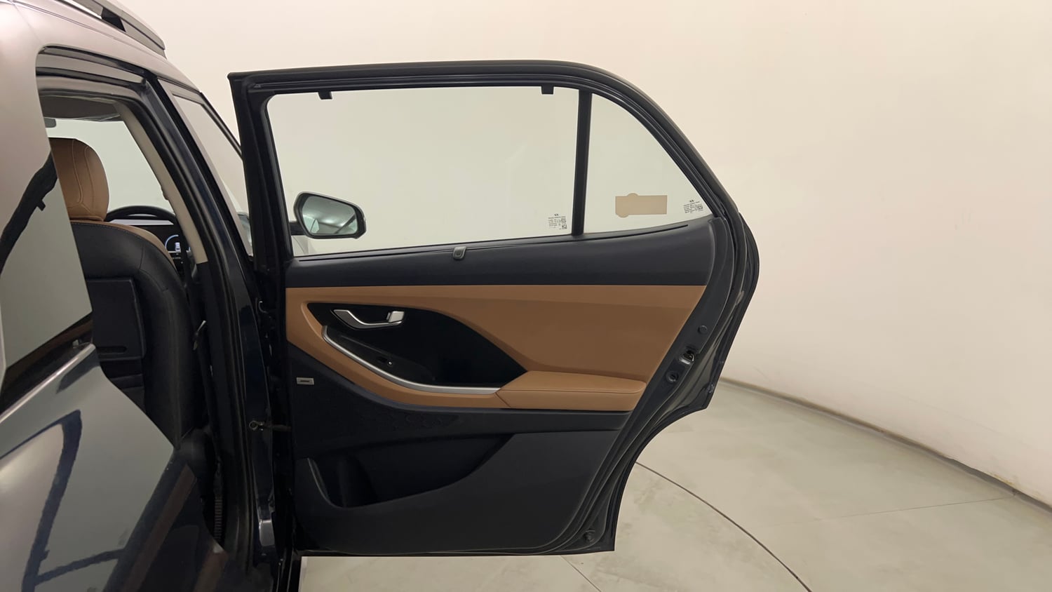 Used 2024 Hyundai Alcazar Signature 1.5 Diesel AT 7STR Diesel Automatic interior RIGHT REAR DOOR OPEN VIEW