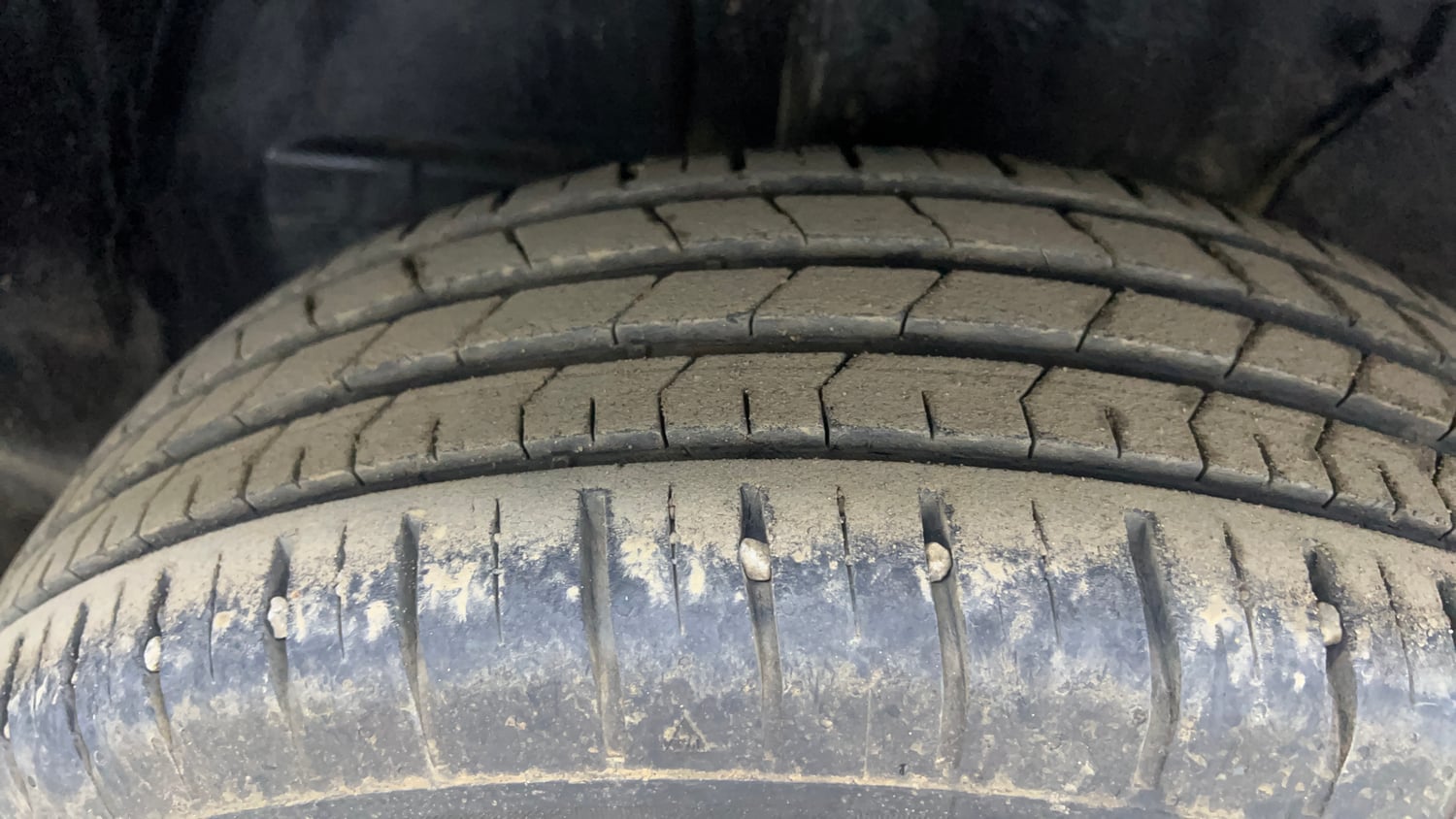 Used 2023 Tata Punch Creative Dual Tone AMT Petrol Automatic tyres RIGHT REAR TYRE TREAD VIEW